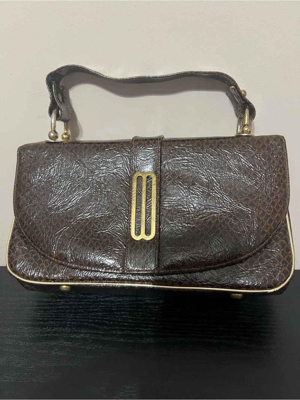 Vintage 1960s brown Airstep Handbag